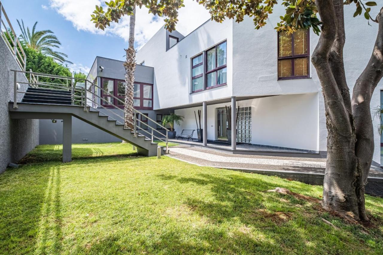 Ample Villa With Pool And Gorgeous Ocean View Funchal  Exterior foto