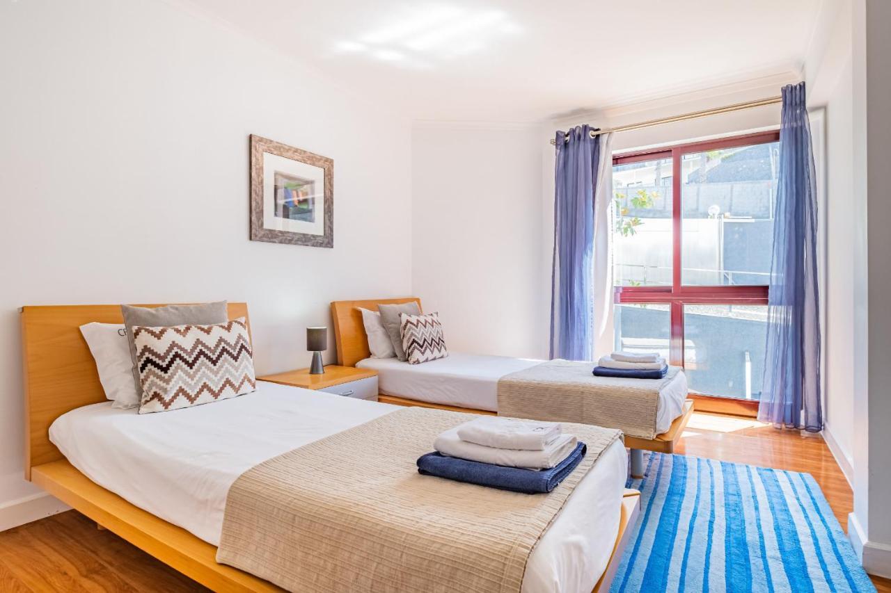 Ample Villa With Pool And Gorgeous Ocean View Funchal  Exterior foto