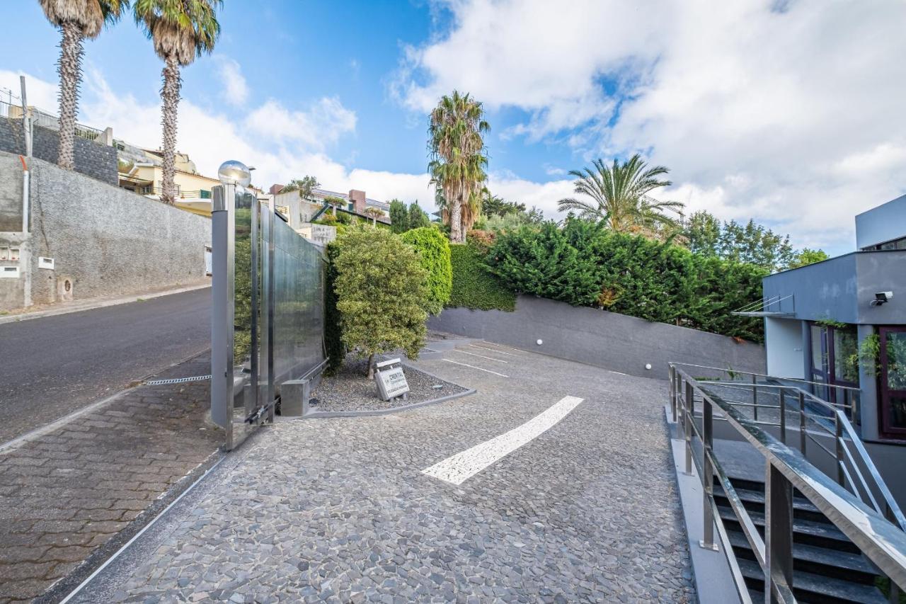 Ample Villa With Pool And Gorgeous Ocean View Funchal  Exterior foto