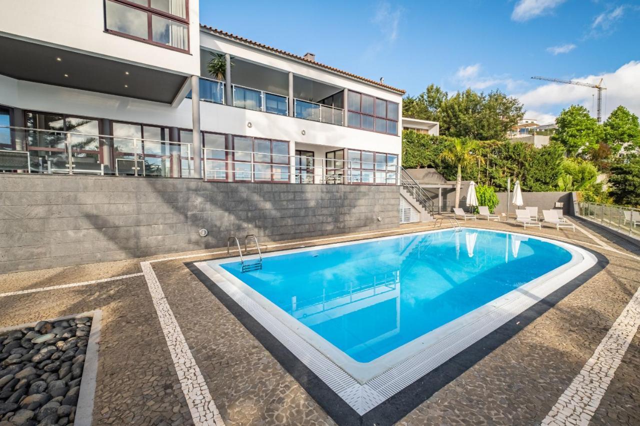 Ample Villa With Pool And Gorgeous Ocean View Funchal  Exterior foto