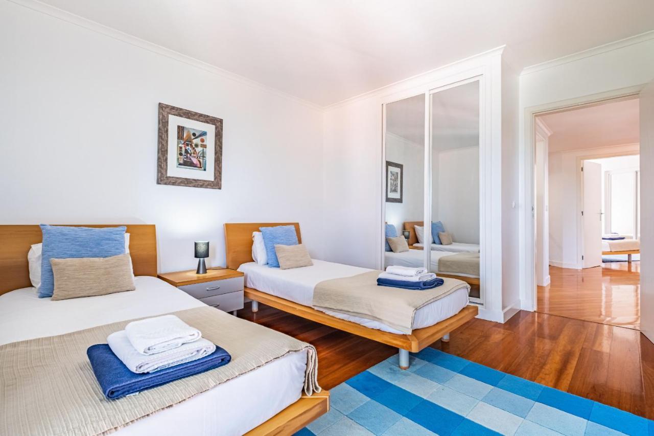 Ample Villa With Pool And Gorgeous Ocean View Funchal  Exterior foto