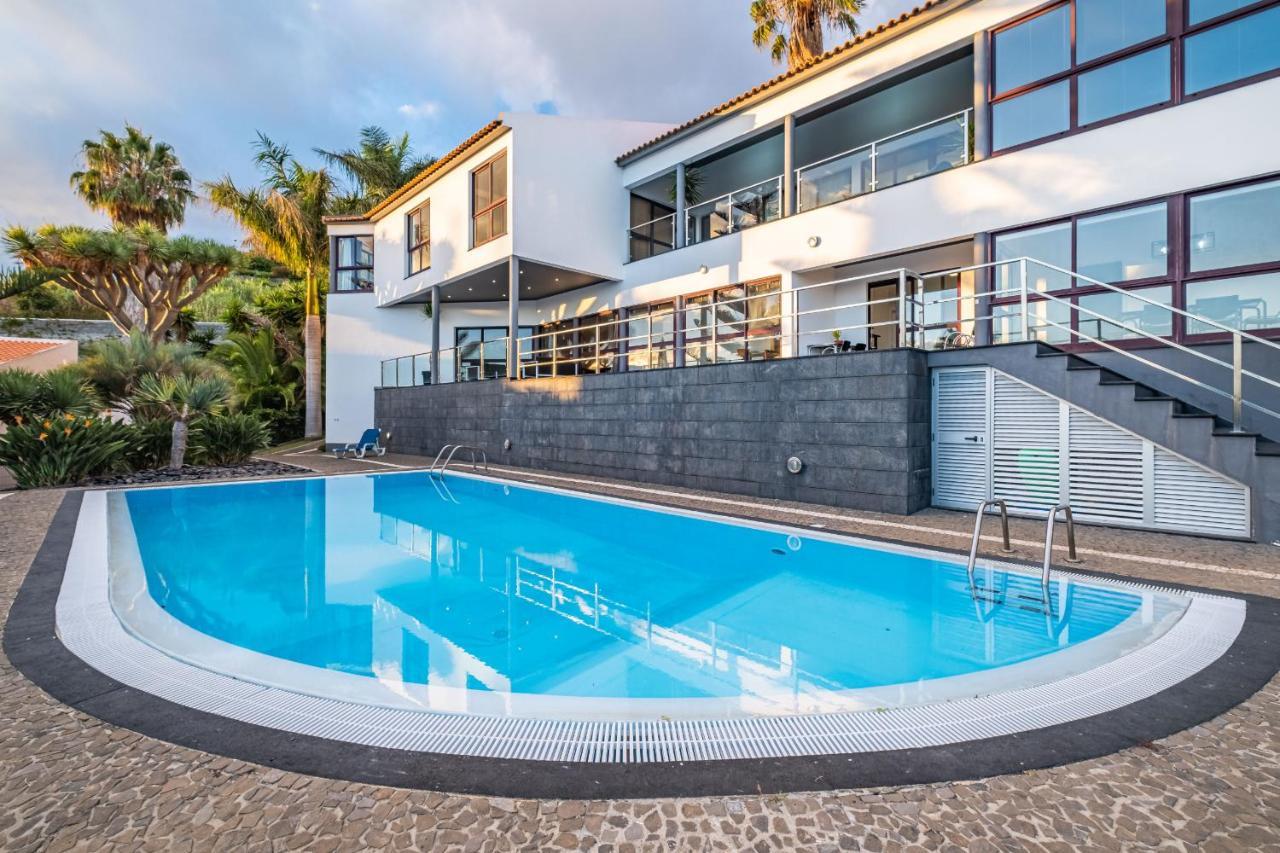 Ample Villa With Pool And Gorgeous Ocean View Funchal  Exterior foto