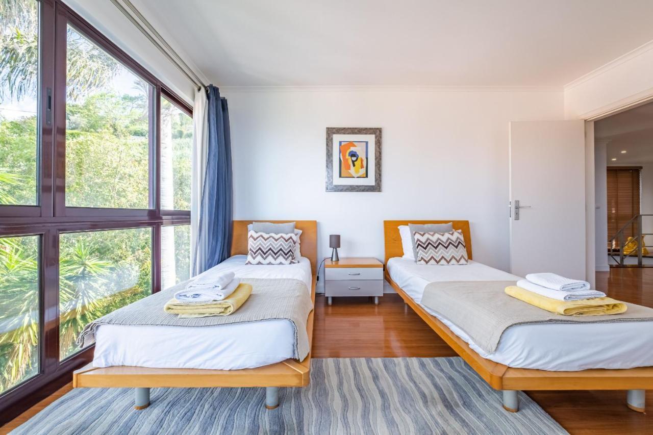 Ample Villa With Pool And Gorgeous Ocean View Funchal  Exterior foto